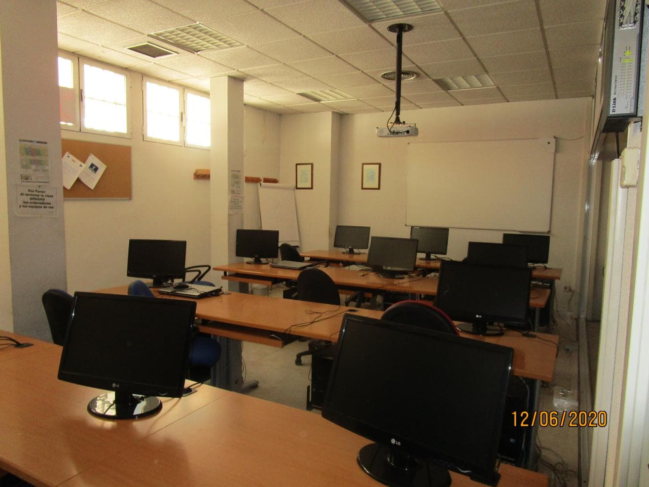 Local en venta en Guadalajara de 140 m2